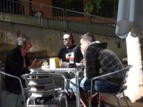 Aranguren charlando con los entrevistadores Jordi Mèlich y Omar Naboulsi. Autor: Jordi Mèlich